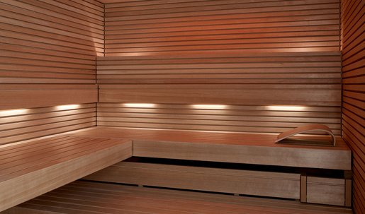 Hemlockhout voor sauna-inrichting