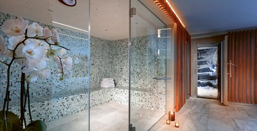 KLAFS hotel referentie pool © Hard Rock Hotel Tenerife Rainer Taepper, Architekturfotografie