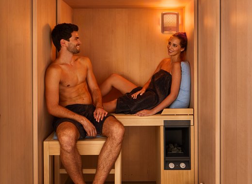 S1 SAUNA HANDMATIG: Ruimte voor twee personen