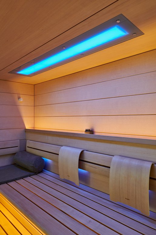 KLAFS sauna AURA inrichting en verlichting
